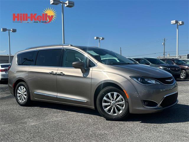 used 2018 Chrysler Pacifica car, priced at $16,350