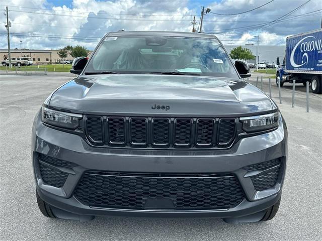 new 2025 Jeep Grand Cherokee car, priced at $42,670
