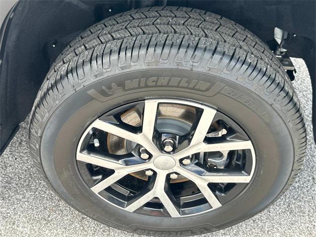 used 2025 Jeep Grand Cherokee L car, priced at $45,250