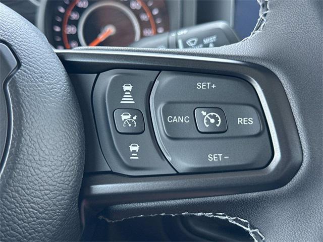 new 2025 Jeep Gladiator car, priced at $47,323