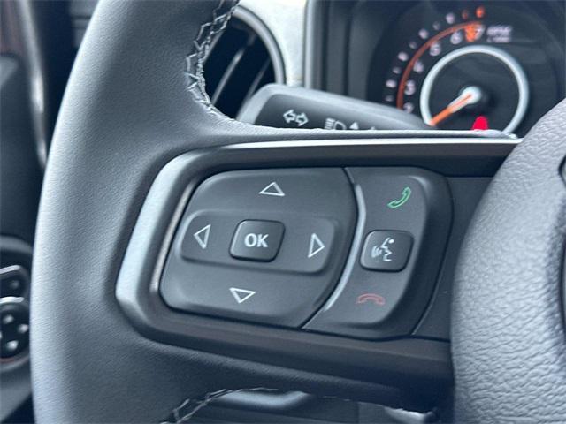 new 2025 Jeep Gladiator car, priced at $47,323
