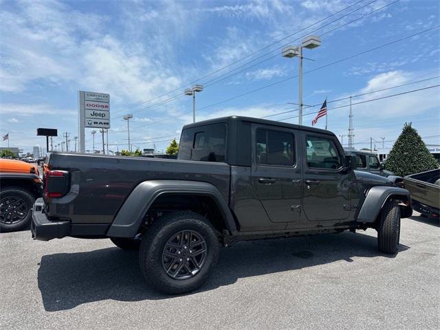 new 2025 Jeep Gladiator car, priced at $47,323
