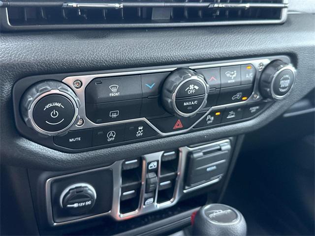 new 2025 Jeep Gladiator car, priced at $47,323