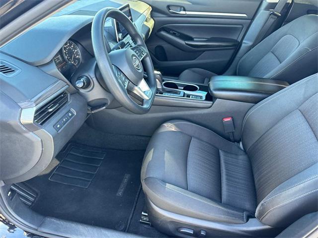 used 2023 Nissan Altima car
