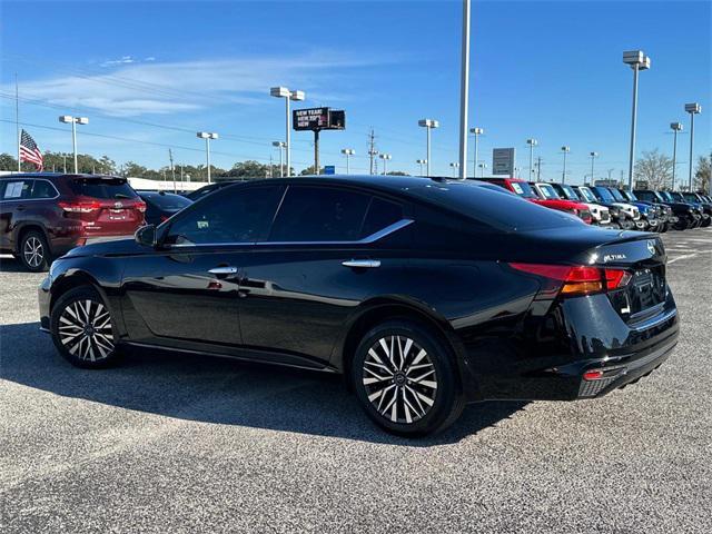 used 2023 Nissan Altima car