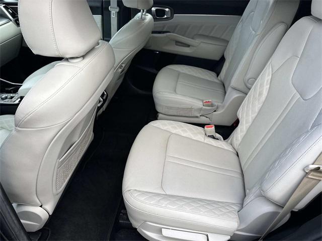 used 2021 Kia Sorento car, priced at $25,195