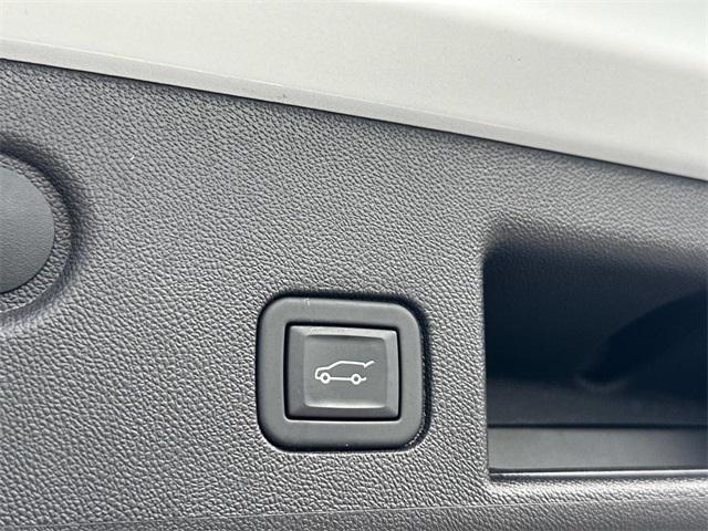used 2024 Chevrolet Equinox car, priced at $29,880