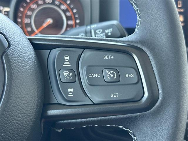 new 2025 Jeep Gladiator car, priced at $52,218