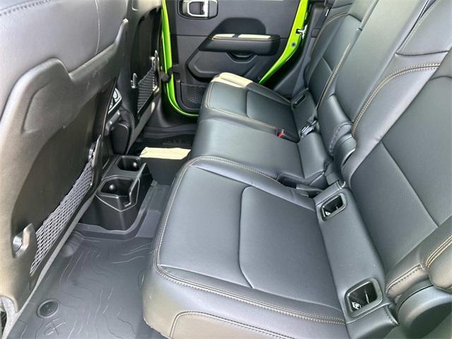 new 2025 Jeep Gladiator car, priced at $52,218