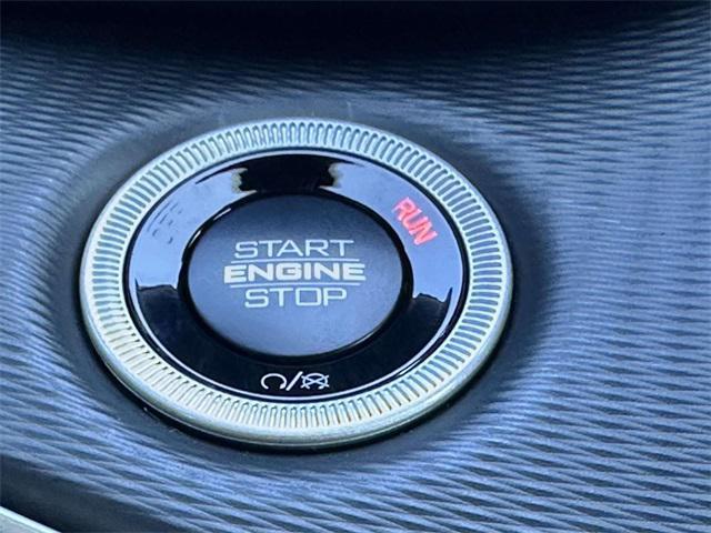 new 2025 Jeep Grand Cherokee car, priced at $36,080