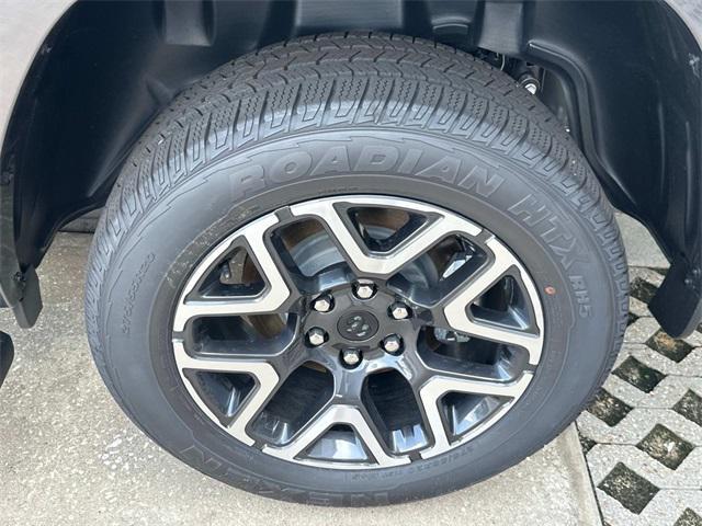 new 2025 Ram 1500 car, priced at $60,556