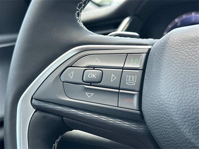 new 2025 Jeep Grand Cherokee car, priced at $40,170