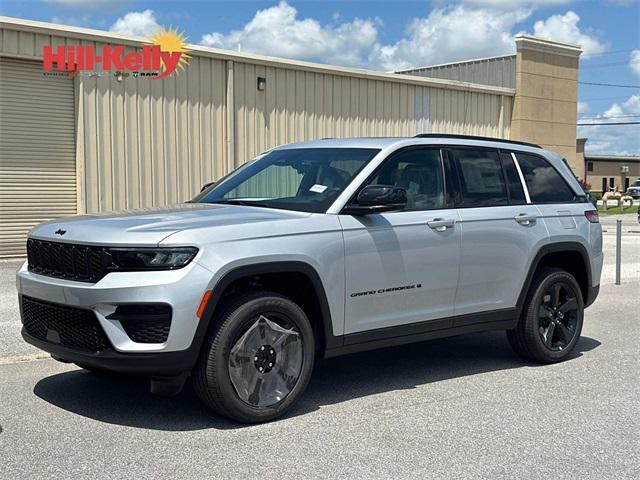 new 2025 Jeep Grand Cherokee car, priced at $44,600