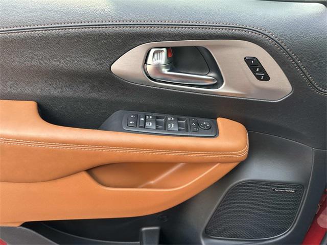 new 2026 Chrysler Pacifica car, priced at $56,229