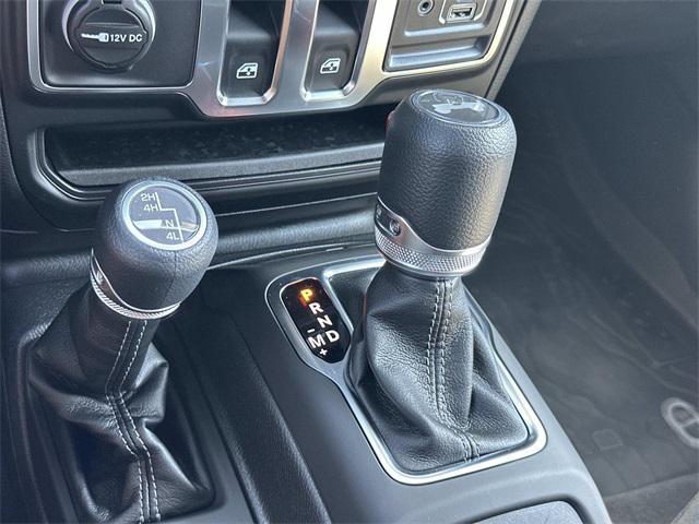 new 2025 Jeep Wrangler car, priced at $34,685
