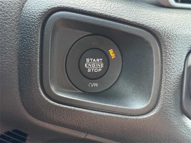 new 2025 Jeep Wrangler car, priced at $51,266