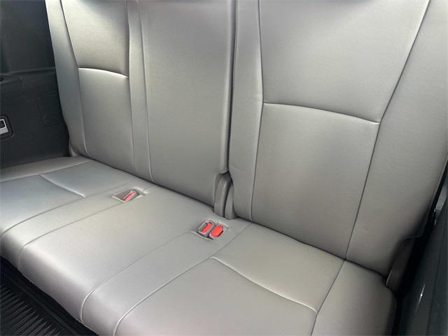 used 2022 Toyota Highlander car, priced at $33,000