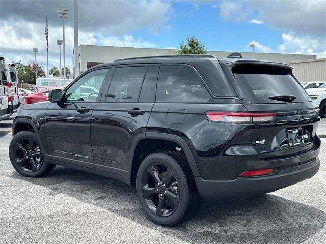 new 2025 Jeep Grand Cherokee car, priced at $44,600