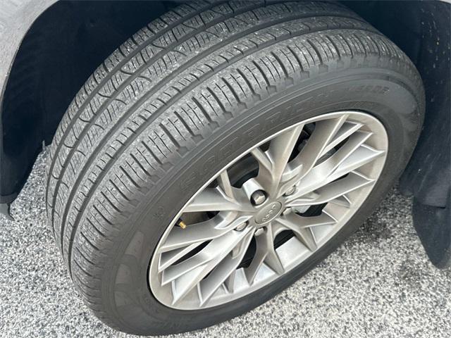 used 2022 Jeep Grand Cherokee car, priced at $45,880