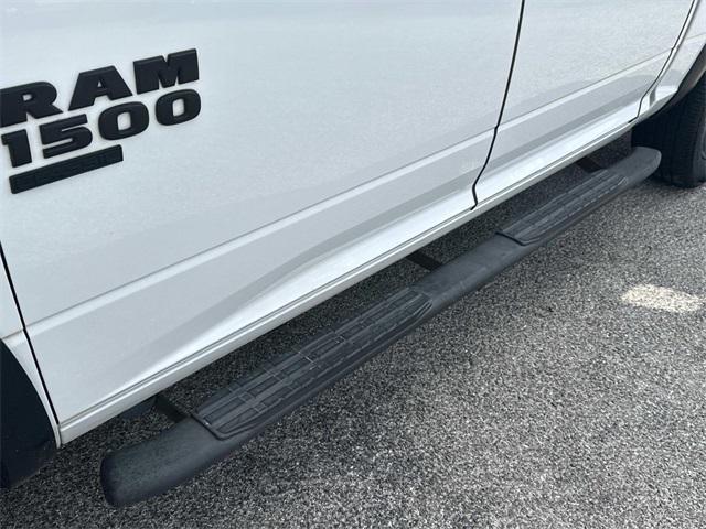 used 2019 Ram 1500 Classic car, priced at $27,850