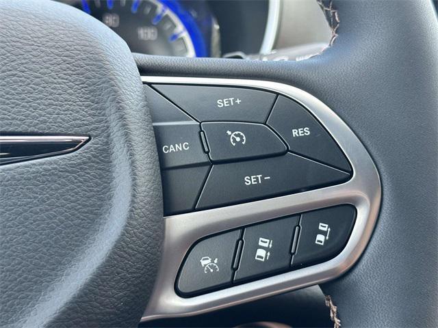 new 2026 Chrysler Pacifica car, priced at $55,783