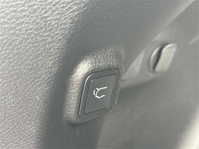 used 2021 Jeep Cherokee car, priced at $28,950