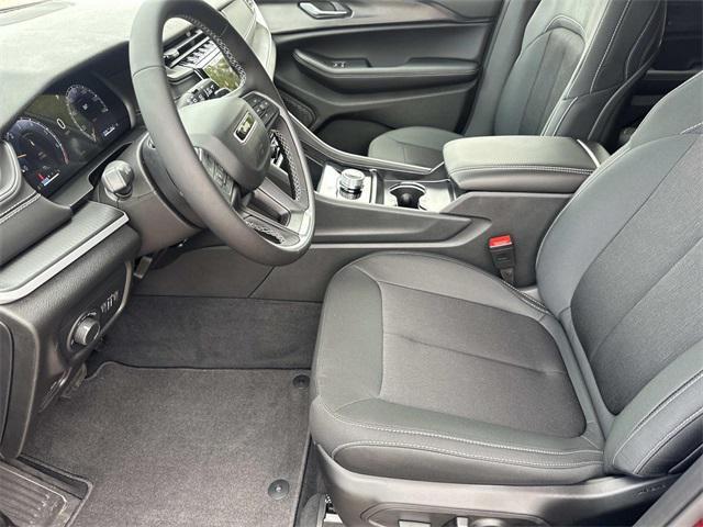 new 2025 Jeep Grand Cherokee L car, priced at $37,939