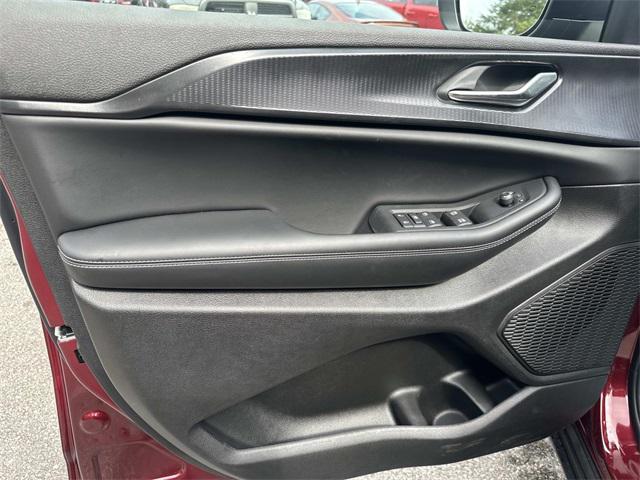 new 2025 Jeep Grand Cherokee L car, priced at $37,939