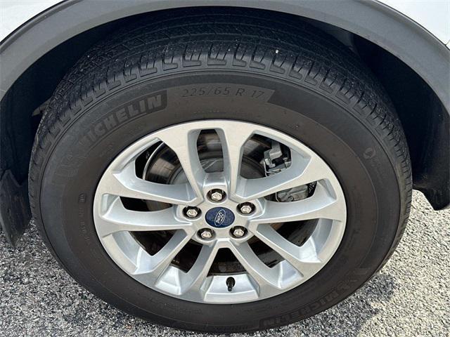 used 2022 Ford Escape car, priced at $20,750
