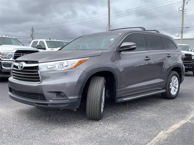 used 2016 Toyota Highlander car