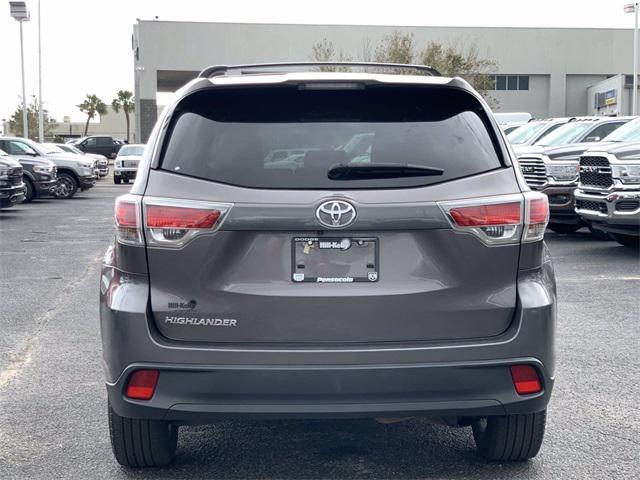 used 2016 Toyota Highlander car