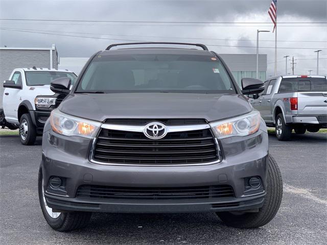 used 2016 Toyota Highlander car