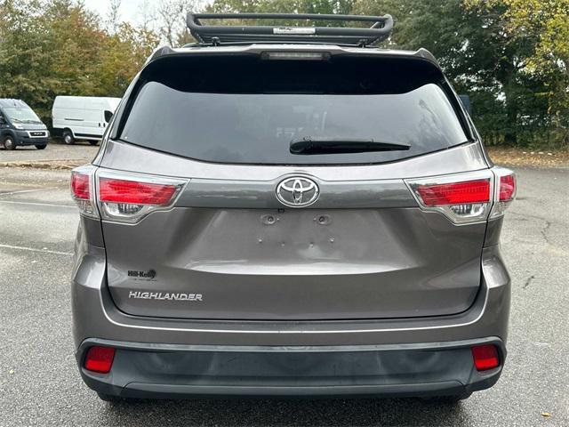 used 2016 Toyota Highlander car, priced at $15,980