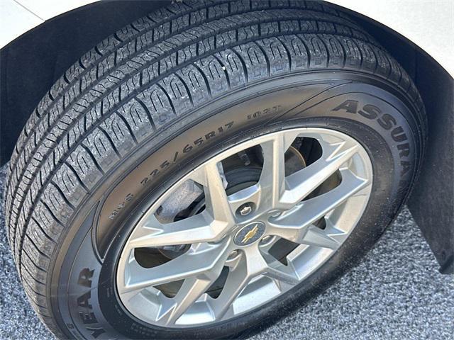 used 2023 Chevrolet Equinox car, priced at $21,680