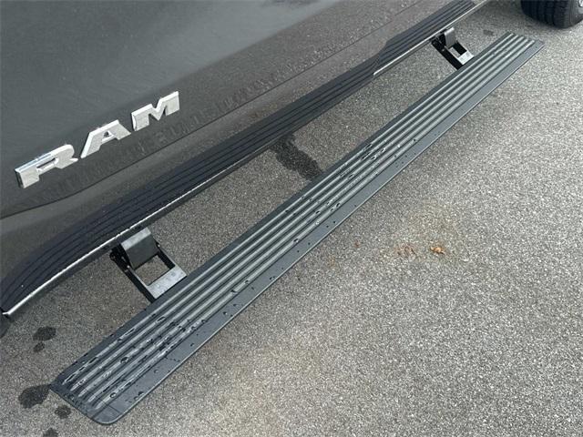 new 2025 Ram 1500 car, priced at $61,663