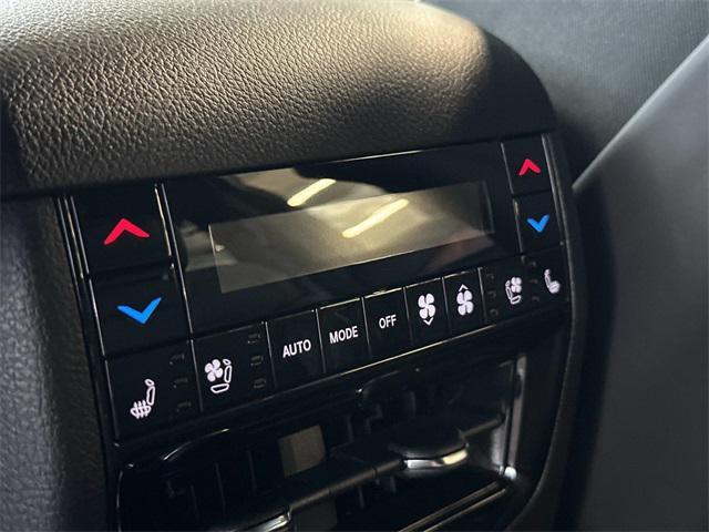 new 2025 Jeep Grand Cherokee car, priced at $63,611