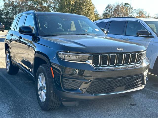 new 2025 Jeep Grand Cherokee car, priced at $39,318