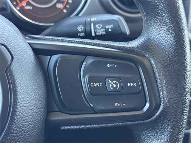 used 2022 Jeep Gladiator car, priced at $31,400