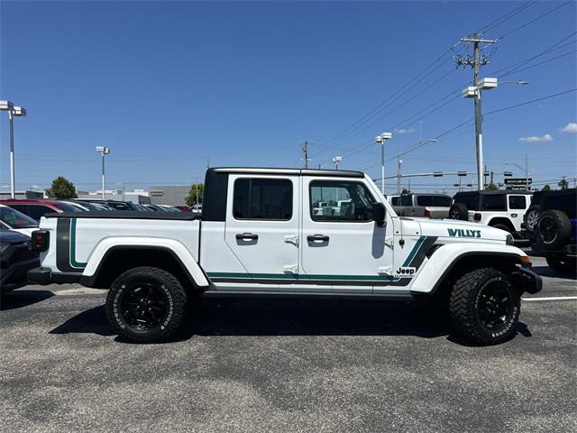 used 2022 Jeep Gladiator car, priced at $31,400