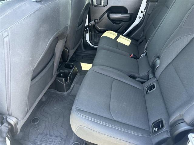 used 2022 Jeep Gladiator car, priced at $31,400