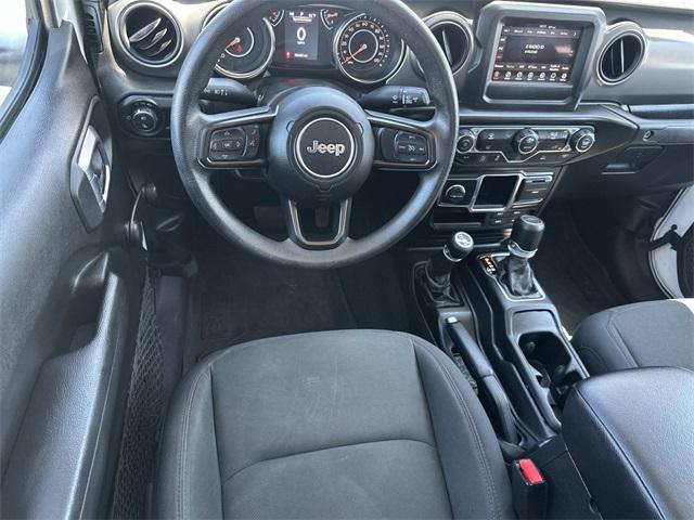 used 2022 Jeep Gladiator car, priced at $31,400