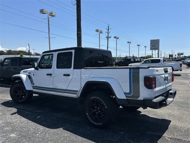 used 2022 Jeep Gladiator car, priced at $31,400