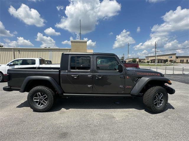 new 2024 Jeep Gladiator car, priced at $53,570