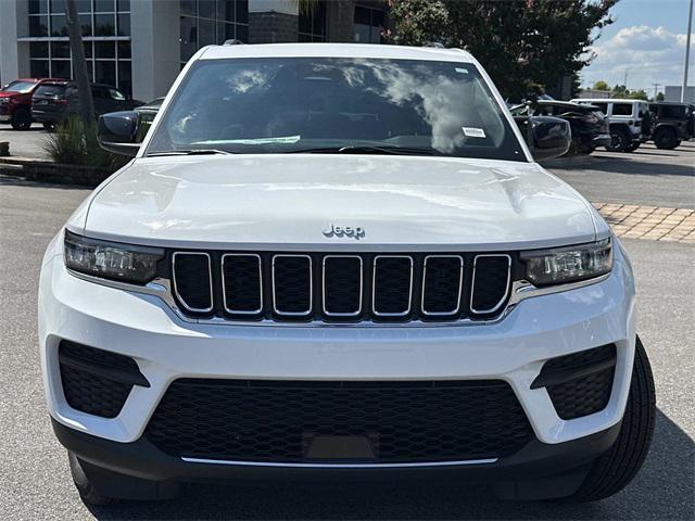 new 2025 Jeep Grand Cherokee car, priced at $38,517