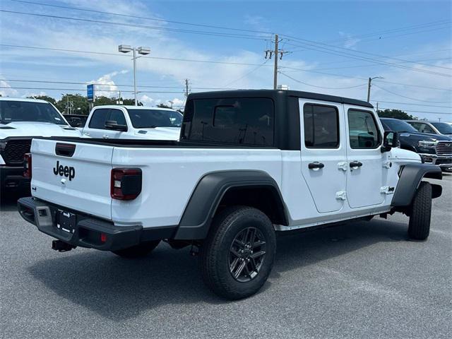 new 2025 Jeep Gladiator car, priced at $46,728