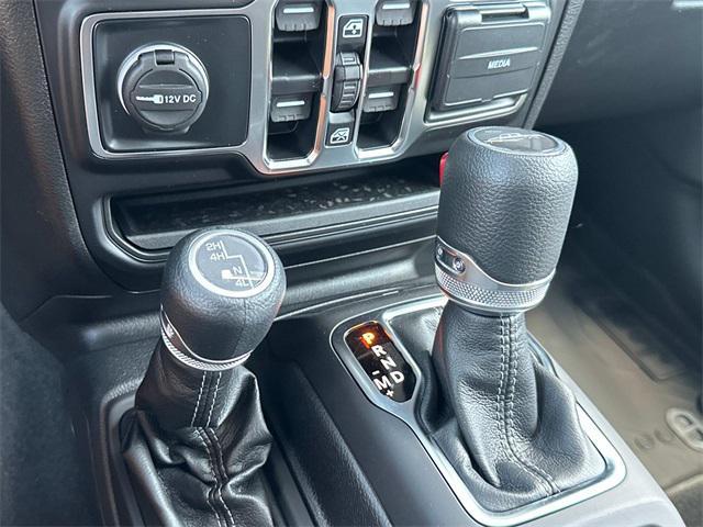 new 2025 Jeep Gladiator car, priced at $46,728
