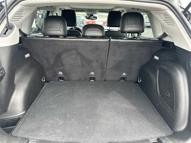 used 2022 Jeep Compass car, priced at $25,900