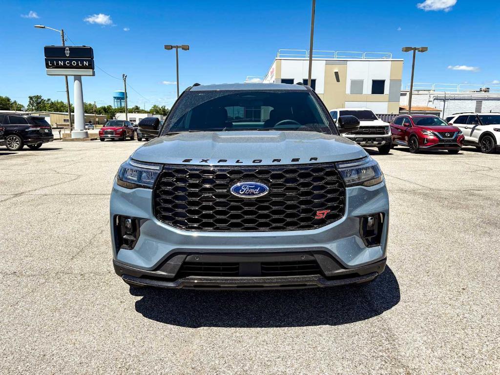 new 2025 Ford Explorer car, priced at $58,350
