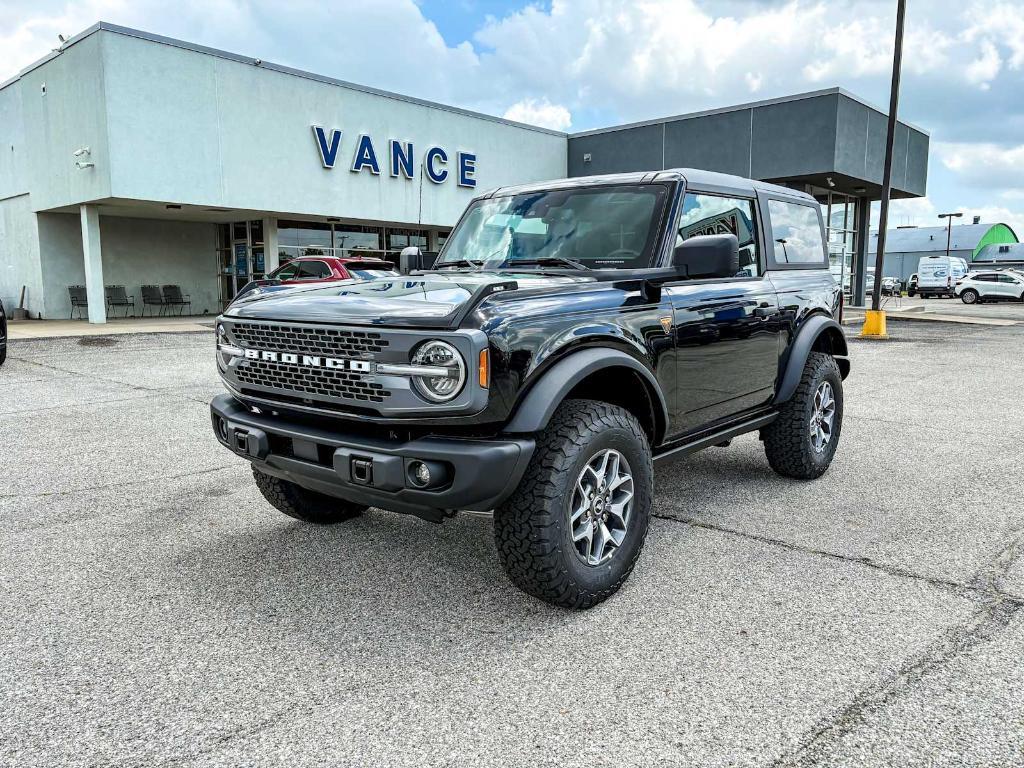 new 2025 Ford Bronco car, priced at $54,136