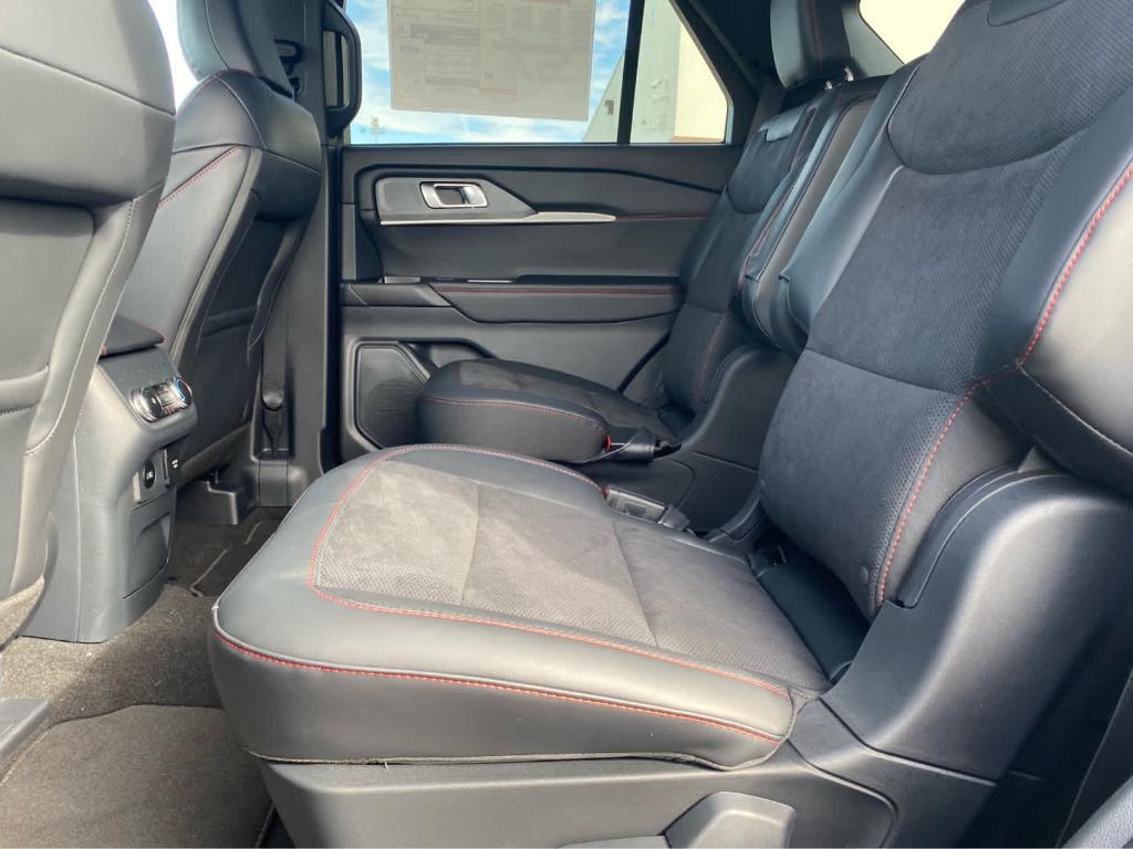 new 2025 Ford Explorer car, priced at $53,661